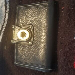 Coach Vintage Studded Turn-Lock Black Leather Wallet/MAKE ME AN OFFER 😉